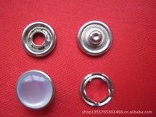 阿里巴巴平臺(tái)上的爪扣批發(fā)與供應(yīng) 服裝飾品與衛(wèi)生潔具的多領(lǐng)域應(yīng)用